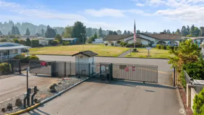 Very secure gated 55+ Rio Verde community in a great location with tons of amenities nearby. Check it out today!!!!