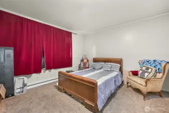 Nicely sized bedrooms.
