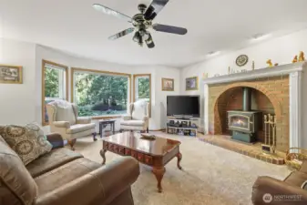 Bay window - Wood Stove