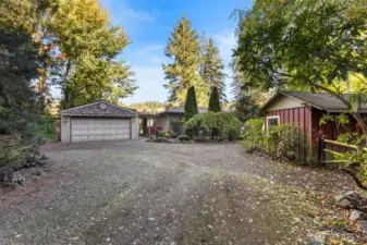 Plenty of space onsite for RV/boat parking, and storage of all your favorite outdoor toys.