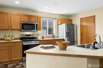 Walk in pantry offers abundant storage