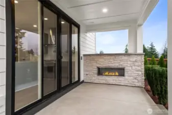 Outdoor Living- For marketing purposes only. Colors and features may vary.