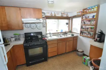 Back house kitchen.