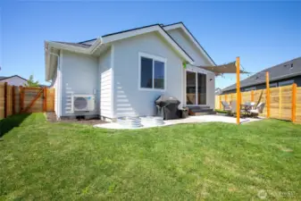 Fully fenced private backyard w/spacious patio