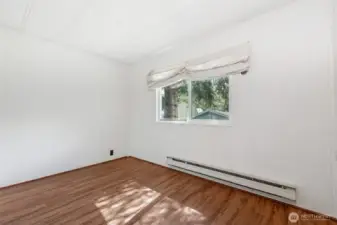 Secondary bedroom #2