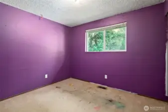 2nd bedroom.