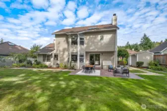 Large flat yard, perfect for entertaining, pets and playtime.