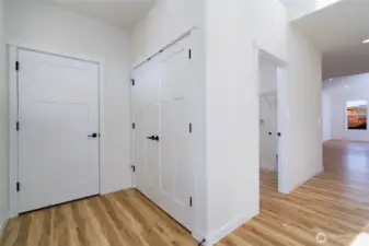 Pics are of a different 1785 plan. Features and colors may differ.