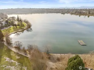 Green Lake is just a hop skip and jump away!