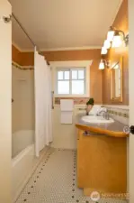 Full bath on the main floor.