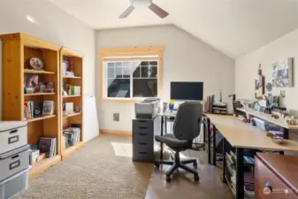 Upstairs home office, could easily be used as a bedroom.