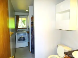 3/4 bath-Laundry Room Granite Countertop.