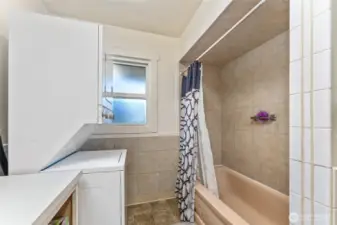 UNIT A - Bath