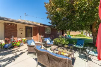 UNIT C - Patio