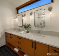 Main Shared Bath