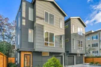 Nice abundant separation from neighboring buildings