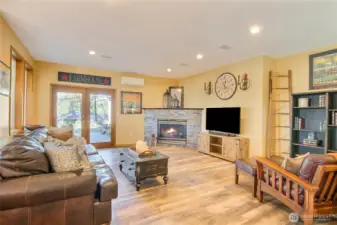 Stay warm in the winter with your wood burning fireplace and cool in the summer with AC.