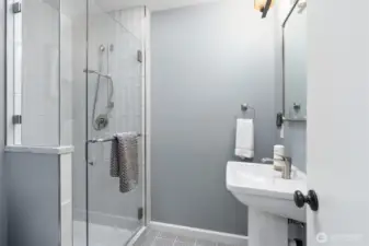 Recently remodeled upstairs hall bath,