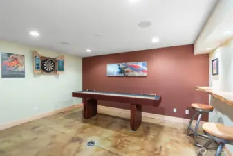Secondary lower level game room perfect for the table of choice.