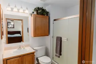 Primary bath