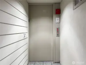 Elevator