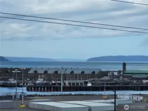 The view! Great for 4th of July fireworks watching