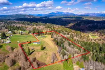 Approximate property lines for reference