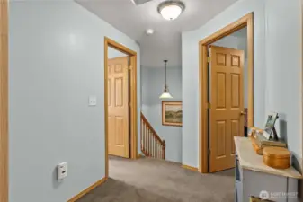 Upstairs landing to 3 bedrooms & 2 bathrooms