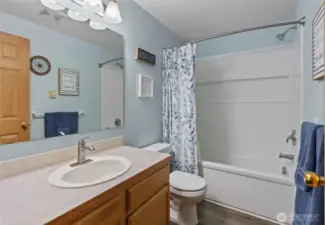 Upstairs full bath