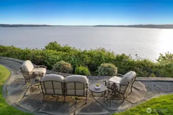 Majestic views of Puget Sound, Muray Island/Vashion Island, the Olympic Mountains – a site to be seen.