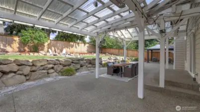 Take in the full view of this tranquil covered area, all set and ready for you!