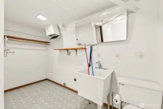 Half bath & laundry room.