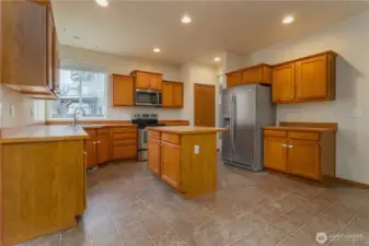 Open Kitchen & Eating Area