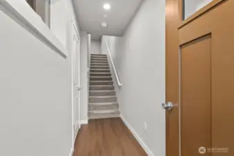 Photographs are for illustrative purposes only. Features, finishes, interior/exterior colors, landscaping and floorplan shown may vary from actual homes built