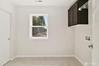 Home is under construction. Photos are of a previously built home from the same community with similar finishes that are staged. Builder reserves the right to change features, plans, prices & specifications without notice. Features vary by plan. Buyer to verify square footage.