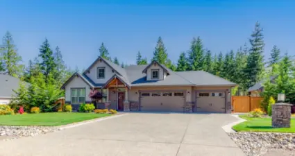 Beautiful 3-bedroom Rambler on .42 Acres