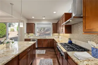 High end gas range and venting in the kitchen