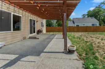 Huge covered patio