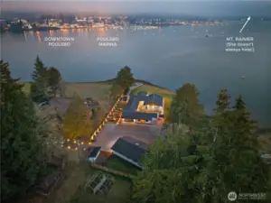Amazing views of downtown Poulsbo, the Poulsbo Marina as well as GORGEOUS views of Mt. Rainier (she isn't always hiding from us!)