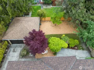 Overview of backyard and garage