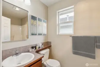 Upstairs guest bath. Virtually staged.