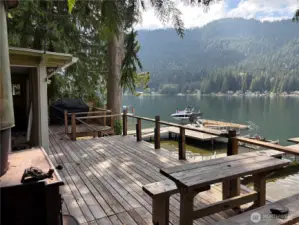 Plenty of room for outdoor entertaining.