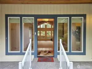 This well-lit entry welcomes you!