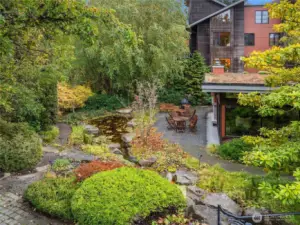 A peek at more of the surrounding grounds.