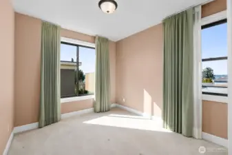 Apartment Bedroom #5