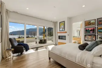 Grand suite on main floor, gas fireplace, floor to ceiling blackout curtains