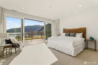 Second floor king suite with ensuite