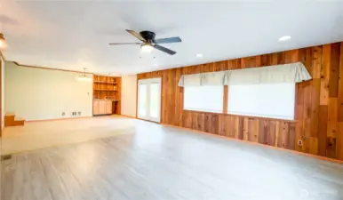 Dinning Room with Wet Bar.