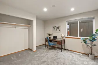 Main Level bedroom (bedroom 1)