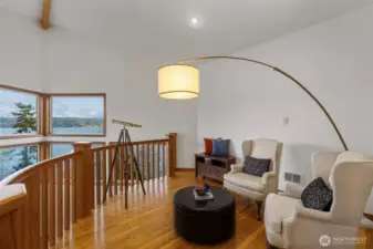 Curved viewing mezzanine.